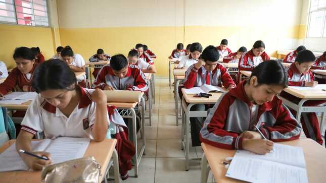 77 mil escolares son evaluados en matemáticas y compresión lectora