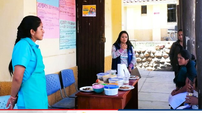 Comprometidos en la lucha contra la anemia y la desnutrición crónica en el distrito, la municipalidad de Condebamba, que lidera el Sr. Manuel Villar Romero en un trabajo articulado con el Centro de Salud del centro poblado El Huayo – Malcas, realizaron una sesión demostrativa de preparación de alimentos saludables, ricos en hierro para las madres gestantes y con niños menores de dos años.