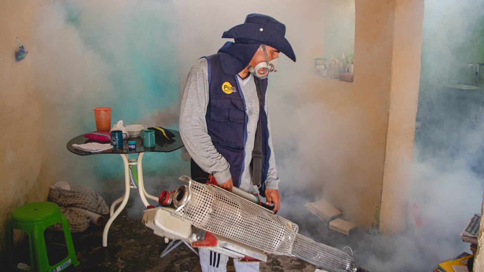 Piura más de 15 000 viviendas fumiga el Minsa contra el zancudo que transmite dengue en Chulucanas