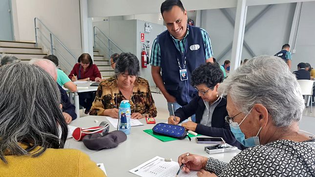 Jefe de la ONP supervisa la calidad de la atención a asegurados en Arequipa