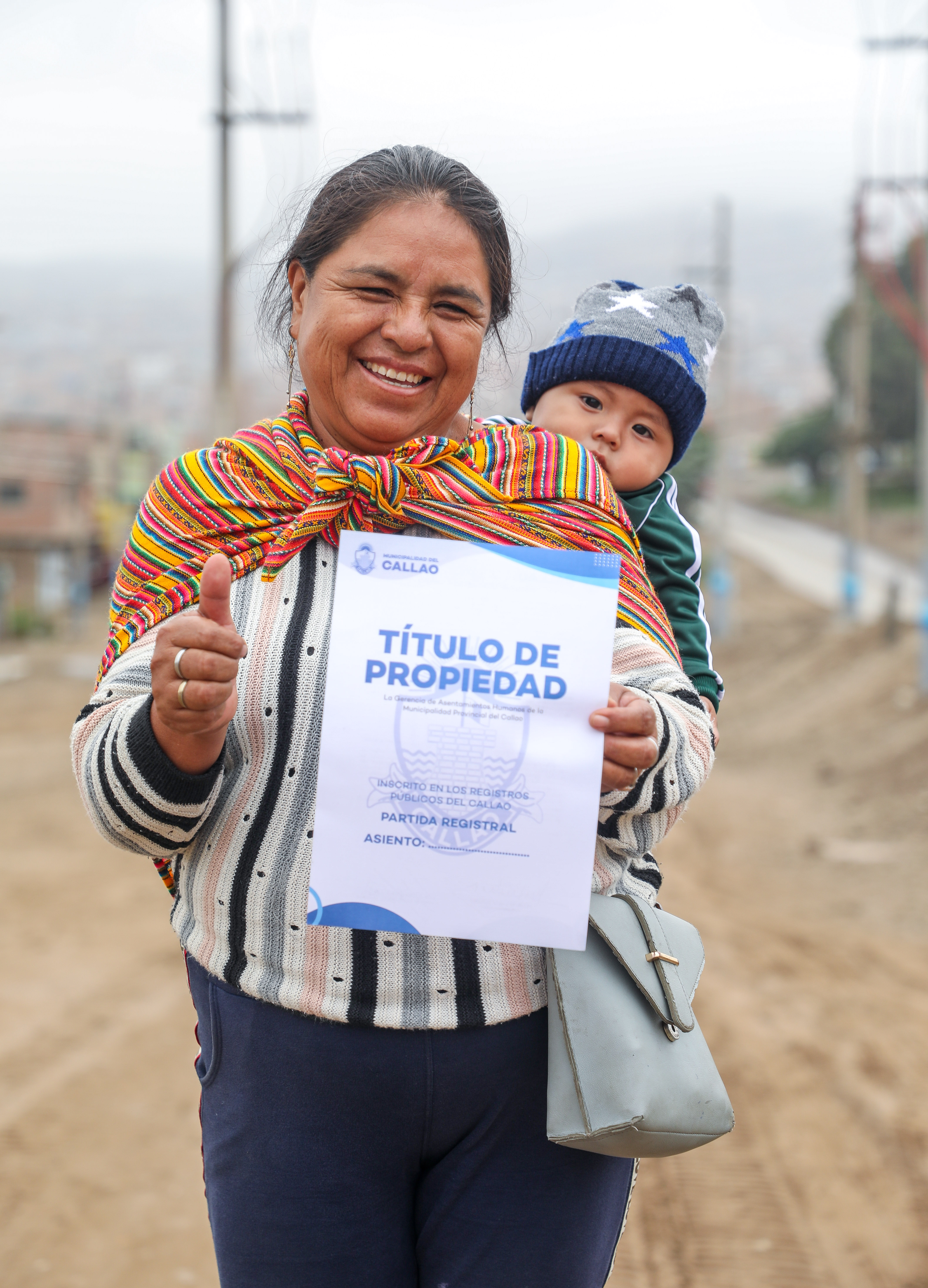 Dos mil vecinos de Pachacútec obtuvieron su título de propiedad gracias a la gestión del alcalde Pedro Spadaro.