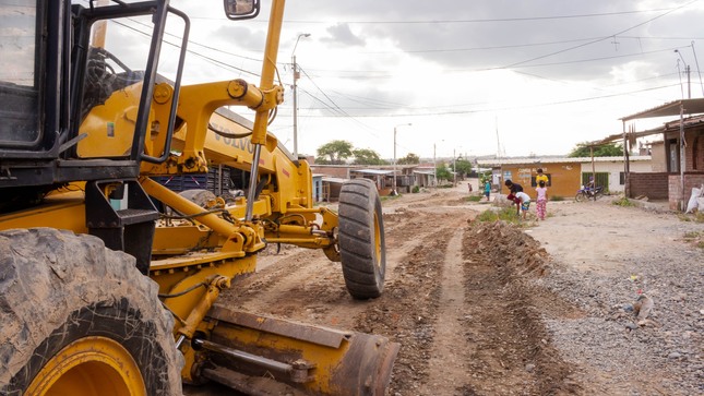 MUNICIPALIDAD CONTINÚA RESTABLECIENDO VÍAS AFECTADAS POR LLUVIAS