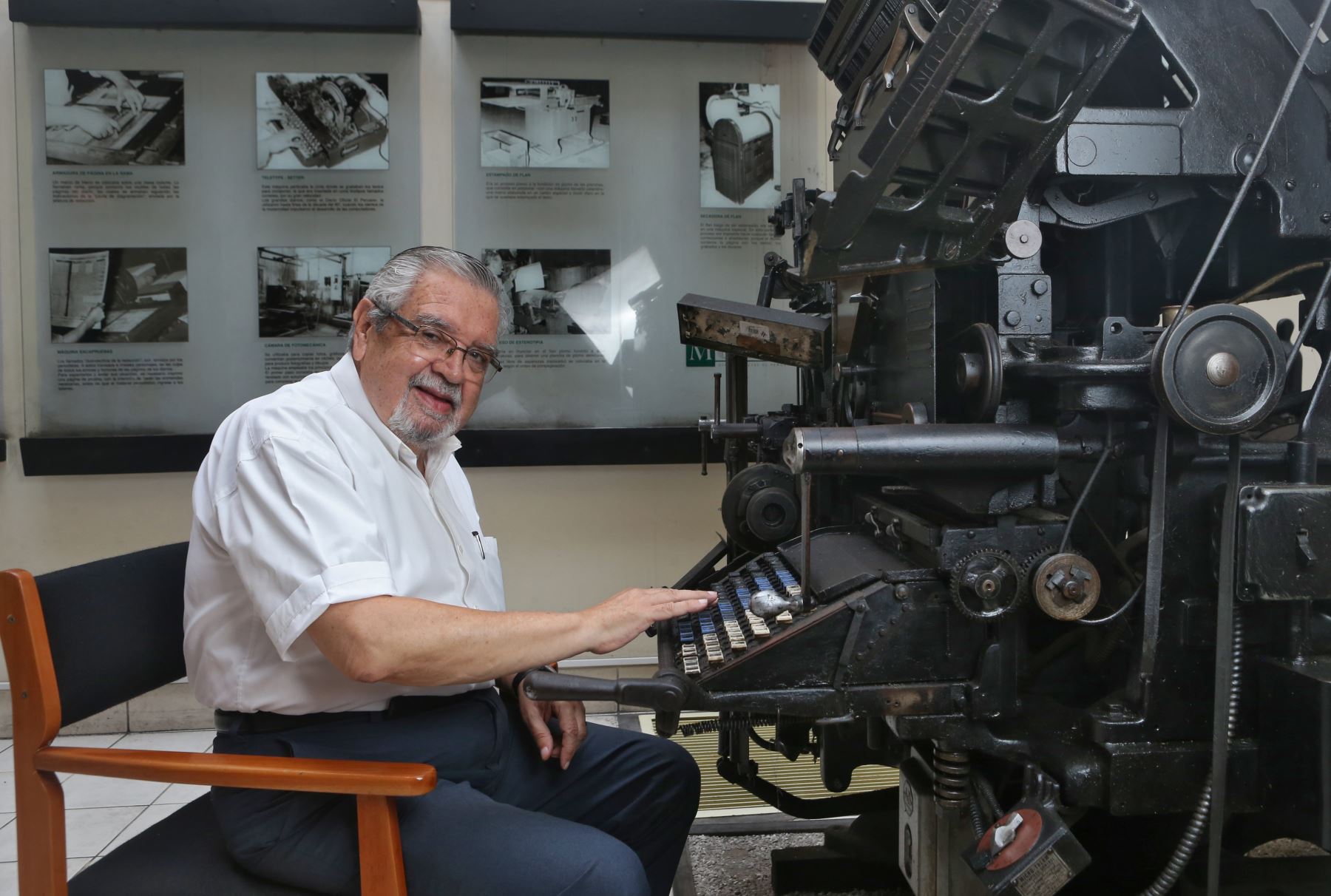 Ministerio de Cultura distingue como Personalidad Meritoria de la Cultura al destacado periodista Juan Gargurevich