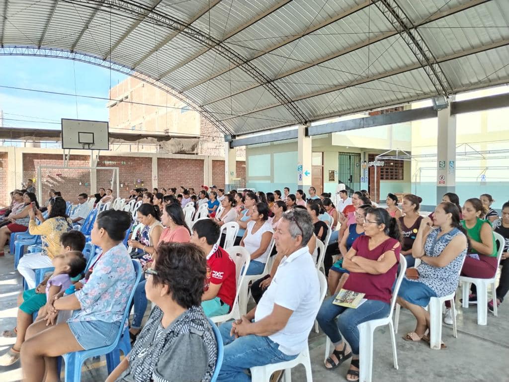 MUNICIPALIDAD DE SULLANA APERTURA PROYECTO EDUCATIVO ESCUELA DE FAMILIAS EN LA I.E. ESMELDA JIMÉNEZ DE VÁSQUEZ