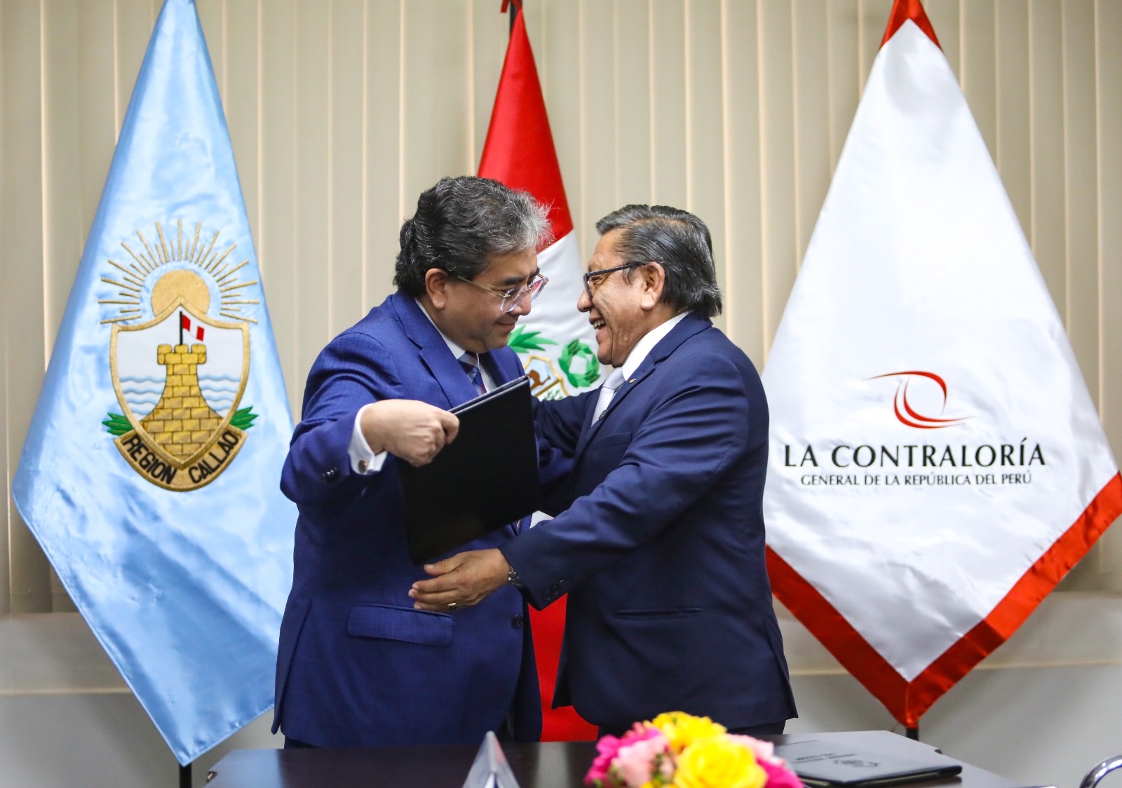 GORE Callao firma convenio con la contraloría para capacitar a funcionarios y consejeros