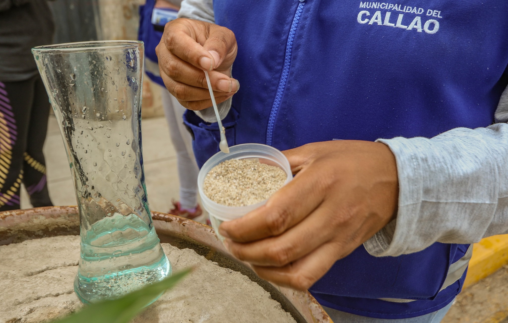 Especialistas de la Municipalidad del Callao siguen realizando visitas domiciliarias