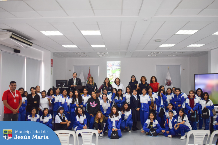 El área de educación de la Municipalidad de Jesús María realizó con éxito el programa “Talleres Vivenciales Educativos” 🤓.