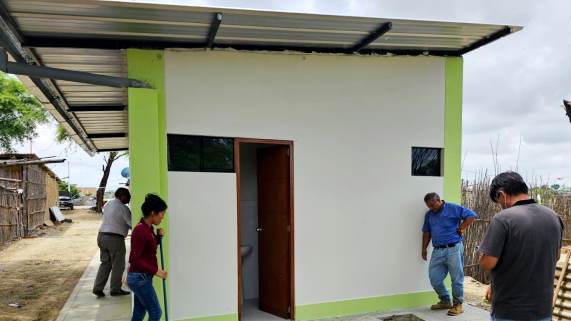 GORE recepciona módulos por más de S/ 200 mil para mejorar procesamiento de miel de abeja