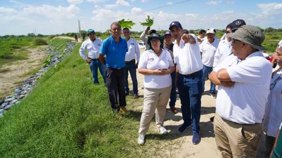 Gobernador: “Se tiene que descolmatar el río Piura, sino estaremos en peligro de desborde durante las lluvias”