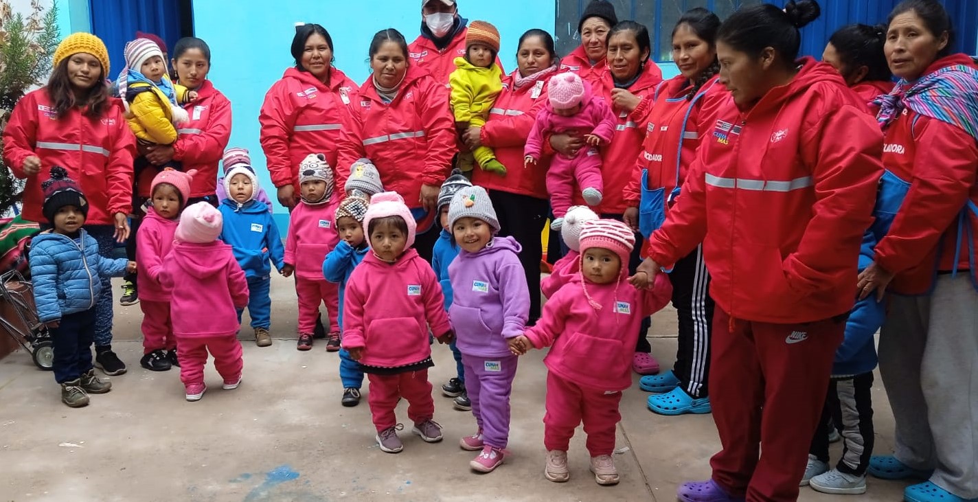 Cuna Más entrega más de 12 mil kits de abrigo a la región Puno afectadas por las bajas temperaturas