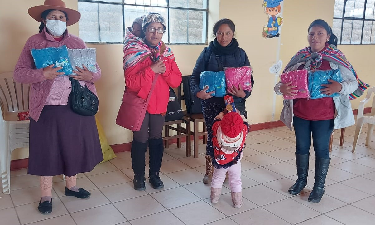 Cuna Más entrega más de 12 mil kits de abrigo a la región Puno afectadas por las bajas temperaturas