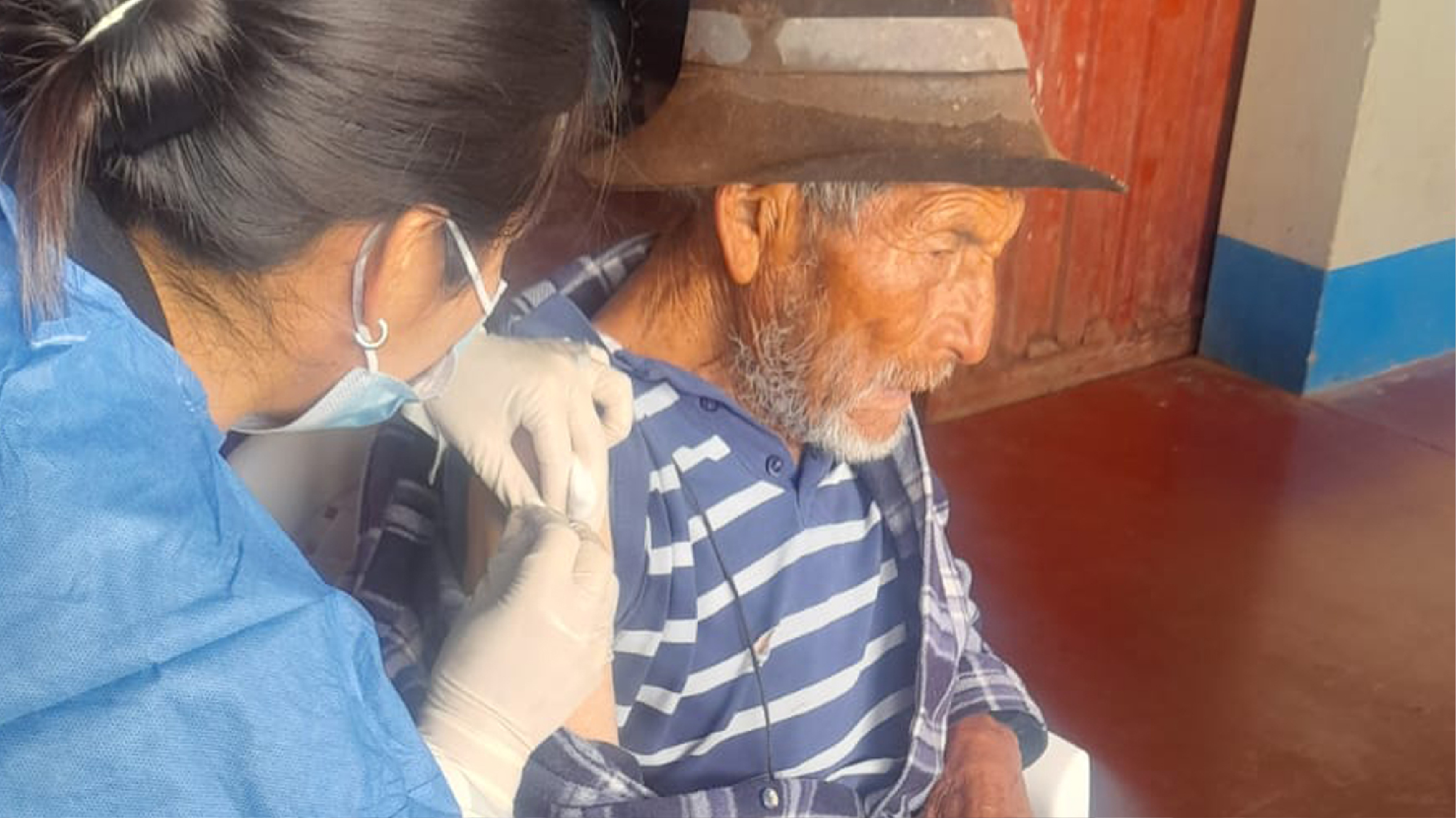 Personas adultas mayores a chequear su salud para tener un envejecimiento activo y saludable