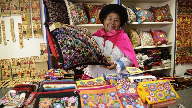 Ministerio de Cultura convoca a artistas tradicionales, artesanas y artesanos a ser parte de Ruraq maki, Nuestra herencia hecha a mano