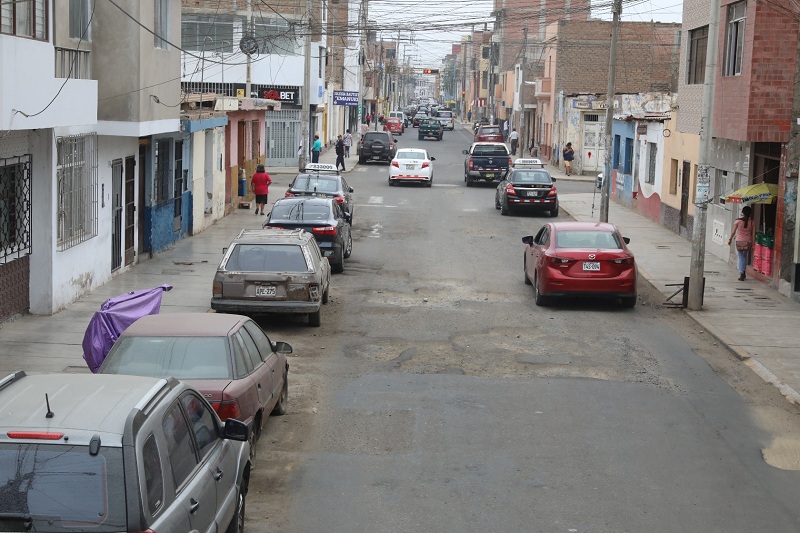 Pondrán adoquines de concreto en las intersecciones para evitar el rápido deterioro de a superficie vial cuando giran vehículos pesados.