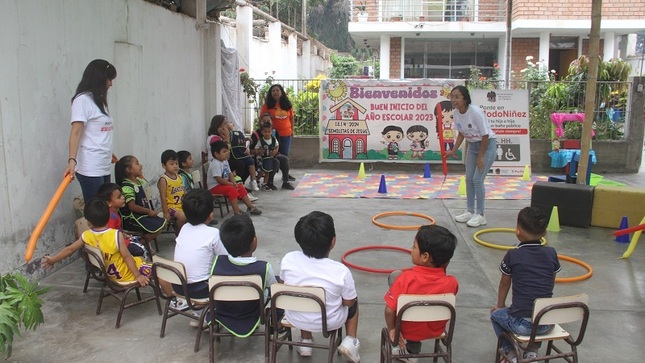 Demuna de Trujillo celebró su 29 aniversario con juegos para niños.