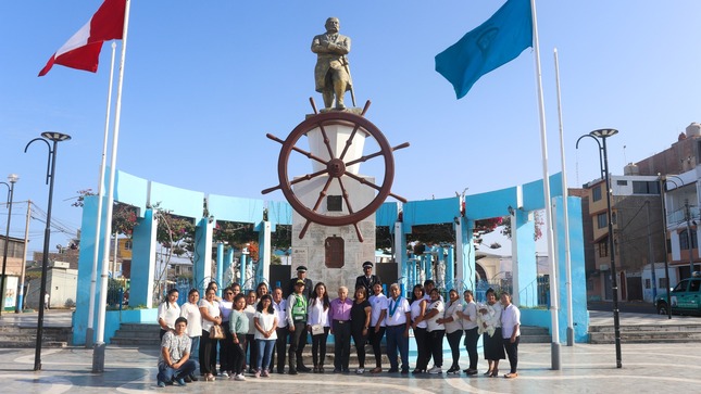 Izamiento Cívico del Pabellón Nacional y la bandera distrital