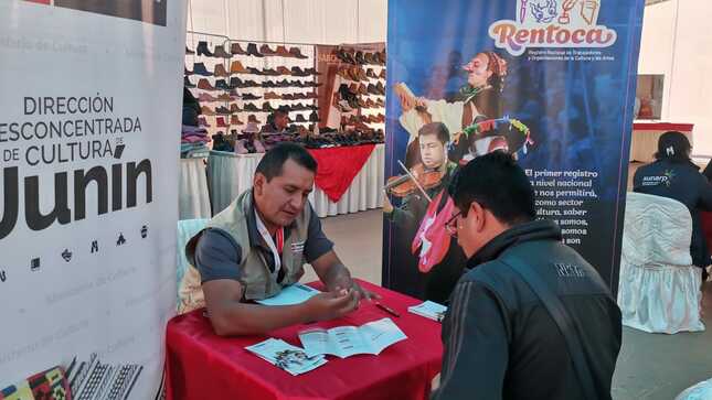 Huancayo: Ministerio de Cultura participó en feria de Cárceles Productivas por el Día de la Madre