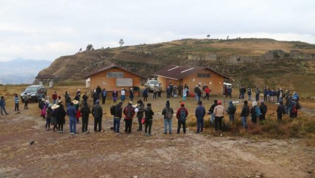 Servidores de la unidad ejecutora que integran el proyecto de inversión con fines de invetigación y conservación arqueológica