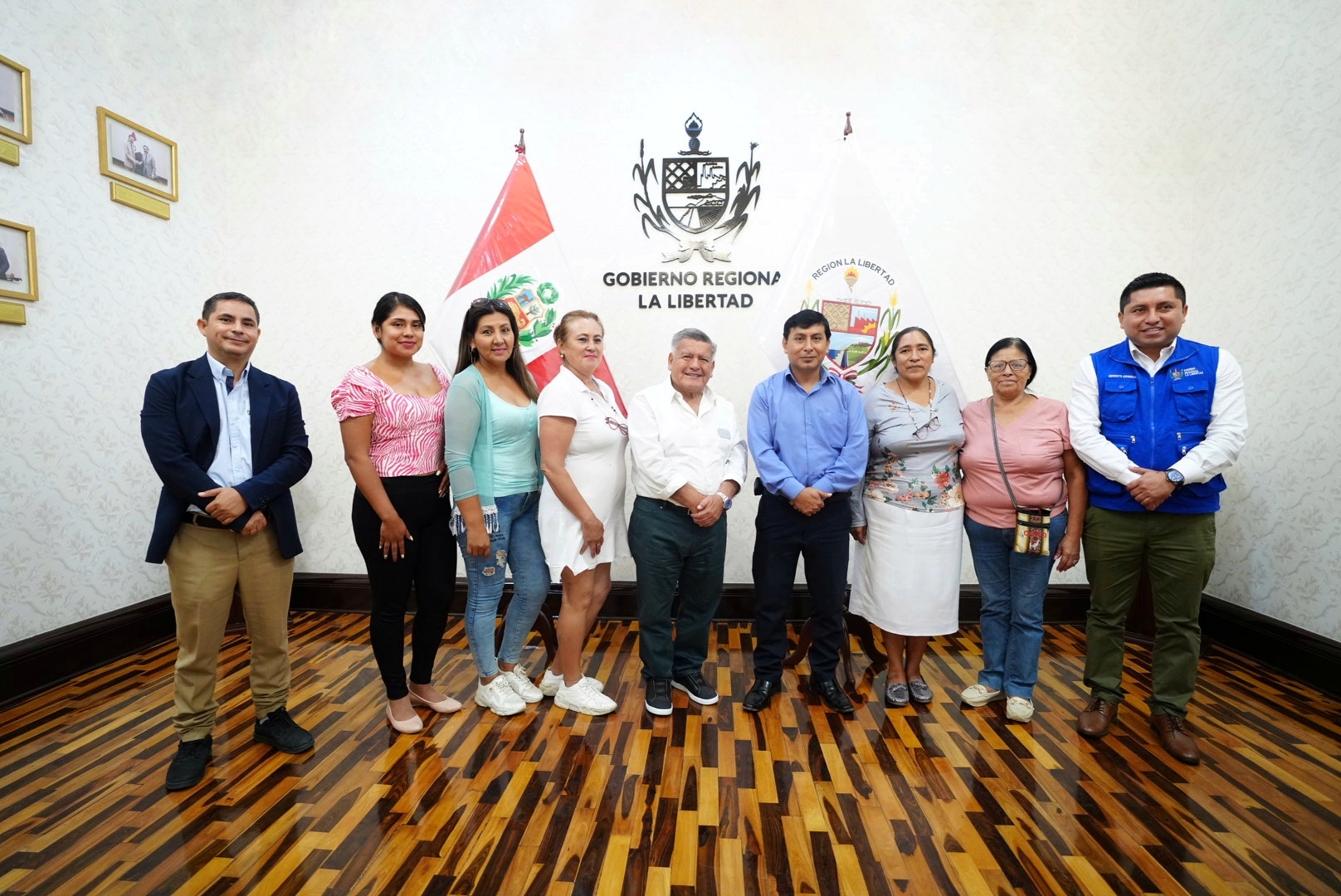 Gore La Libertad financiará proyecto de agua potable y alcantarillado de la Loma de Huanchaquito y el Trópico