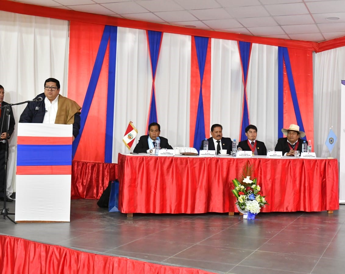 Ministro de Economía y Finanzas instala Mesa de Desarrollo Territorial de la región Huancavelica