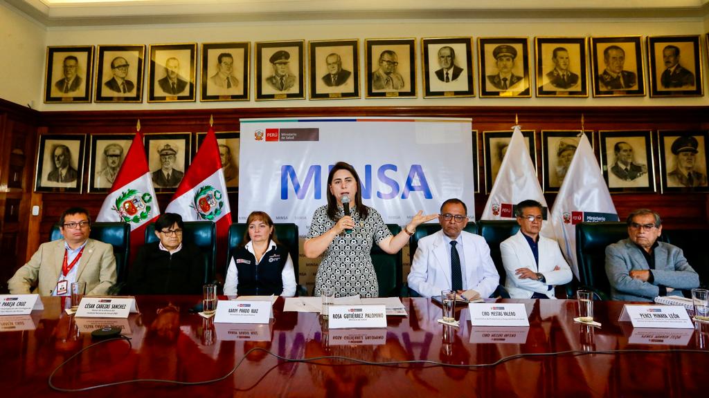 Minsa conforma grupo de expertos para hacer frente al dengue en 20 regiones del país