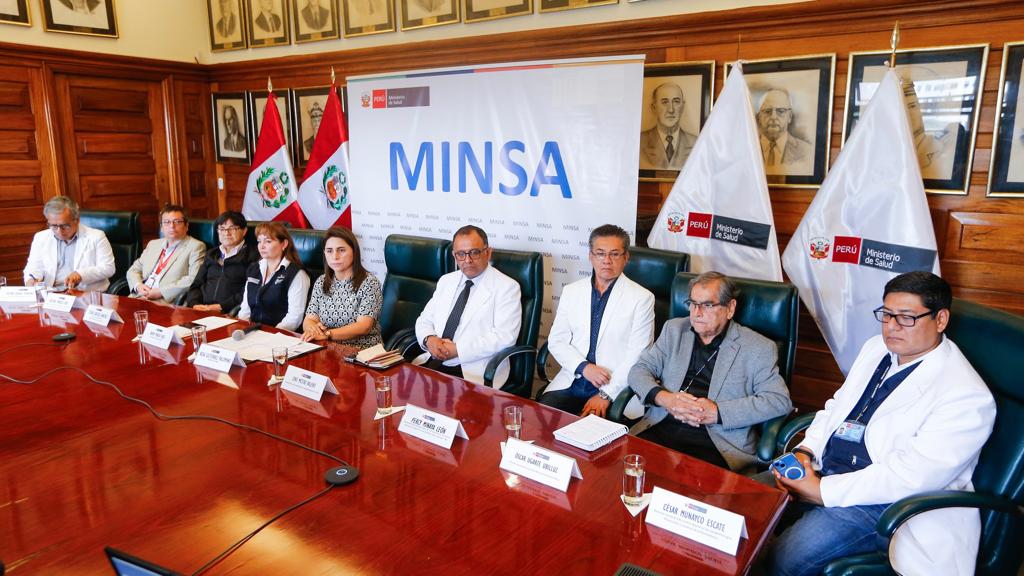 Minsa conforma grupo de expertos para hacer frente al dengue en 20 regiones del país