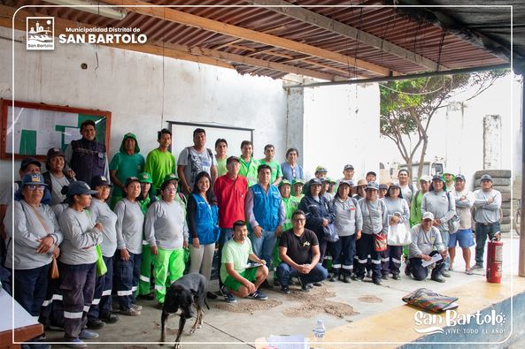 Esta capacitación tuvo como objetivo brindar herramientas y conocimientos para prevenir accidentes laborales y enfermedades ocupacionales, así como fomentar una cultura de prevención en el ámbito laboral.