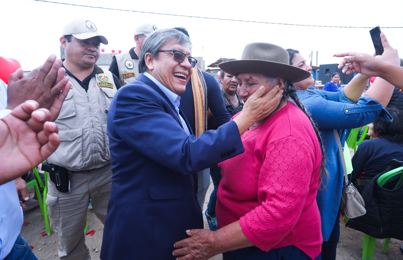 GORE Callao continúa homenajes a las madres chalacas en su día