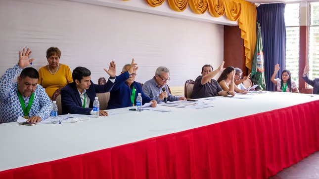 ASAMBLEA APRUEBA VIAJE DE  REPRESENTACIÓN PARA ASUNCIÓN DE MANDO EN DOS CANTONES DE ECUADOR