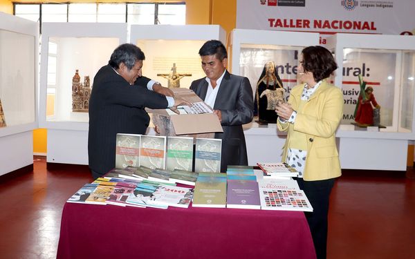 Alcalde del Distrito de Andrés Avelino Cáceres participo en la reunió convocada por la Dirección Descentralizada de Cultura en Ayacucho