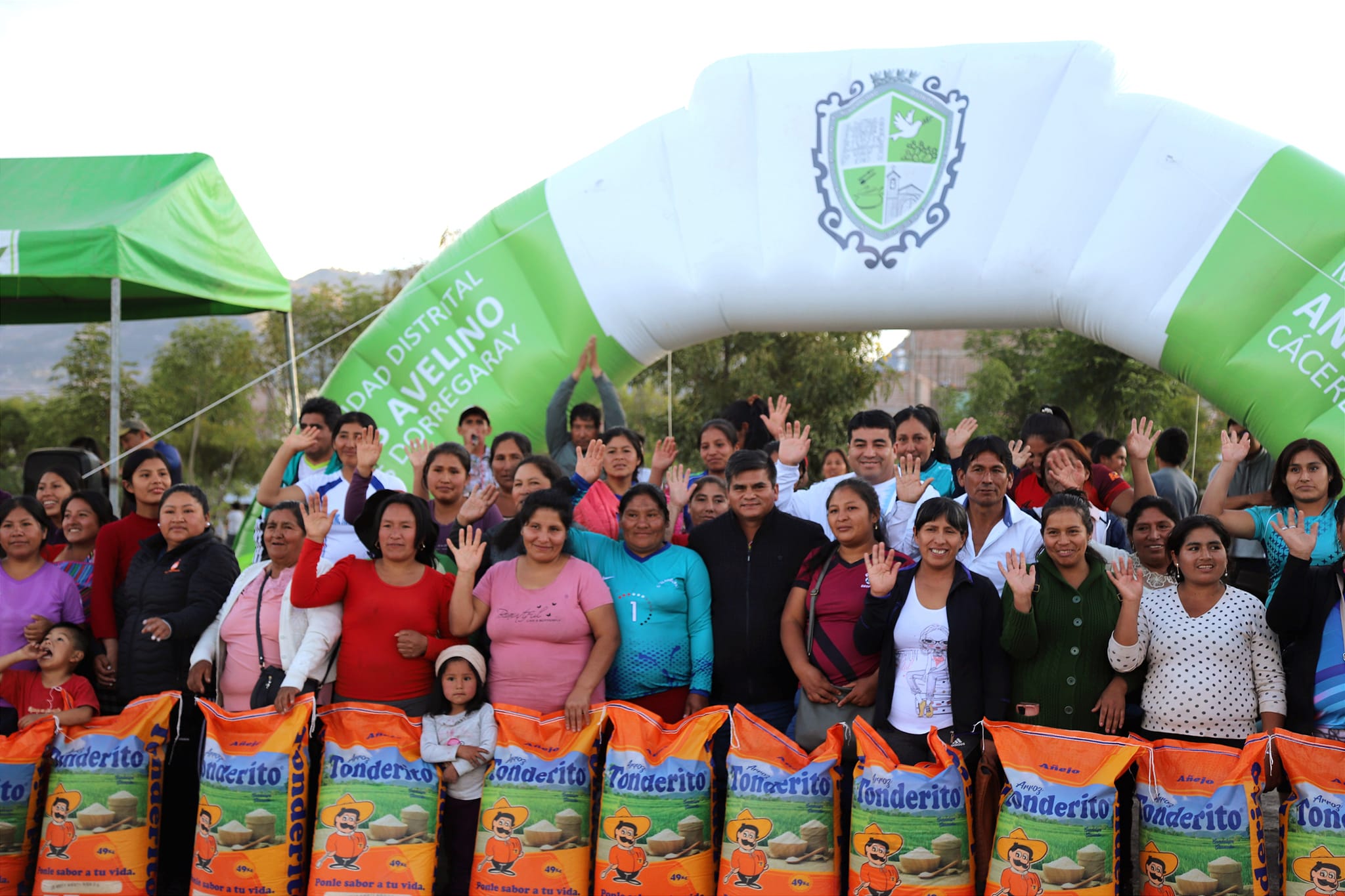 Premiación a todos los comites de  base en el Campeonato Deportivo en Homenaje por el Dia de la Madre