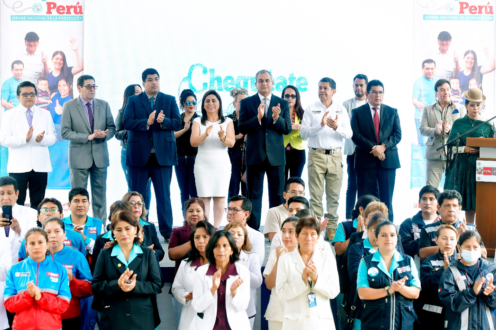 Ministros en campaña del Minsa