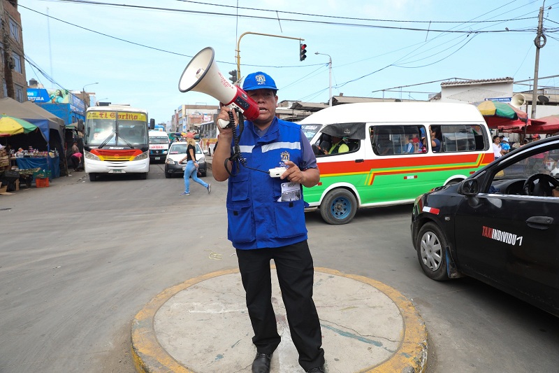 La MPT está informando, educando, sensibilizando y concientizando a peatones y conductores respecto al tránsito seguro.
