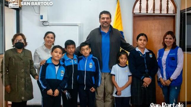 Entre los temas tratados, se acordó lo siguiente:
Ofrecer apoyo con el riego de áreas verdes que se encuentran en el radio de la institución.