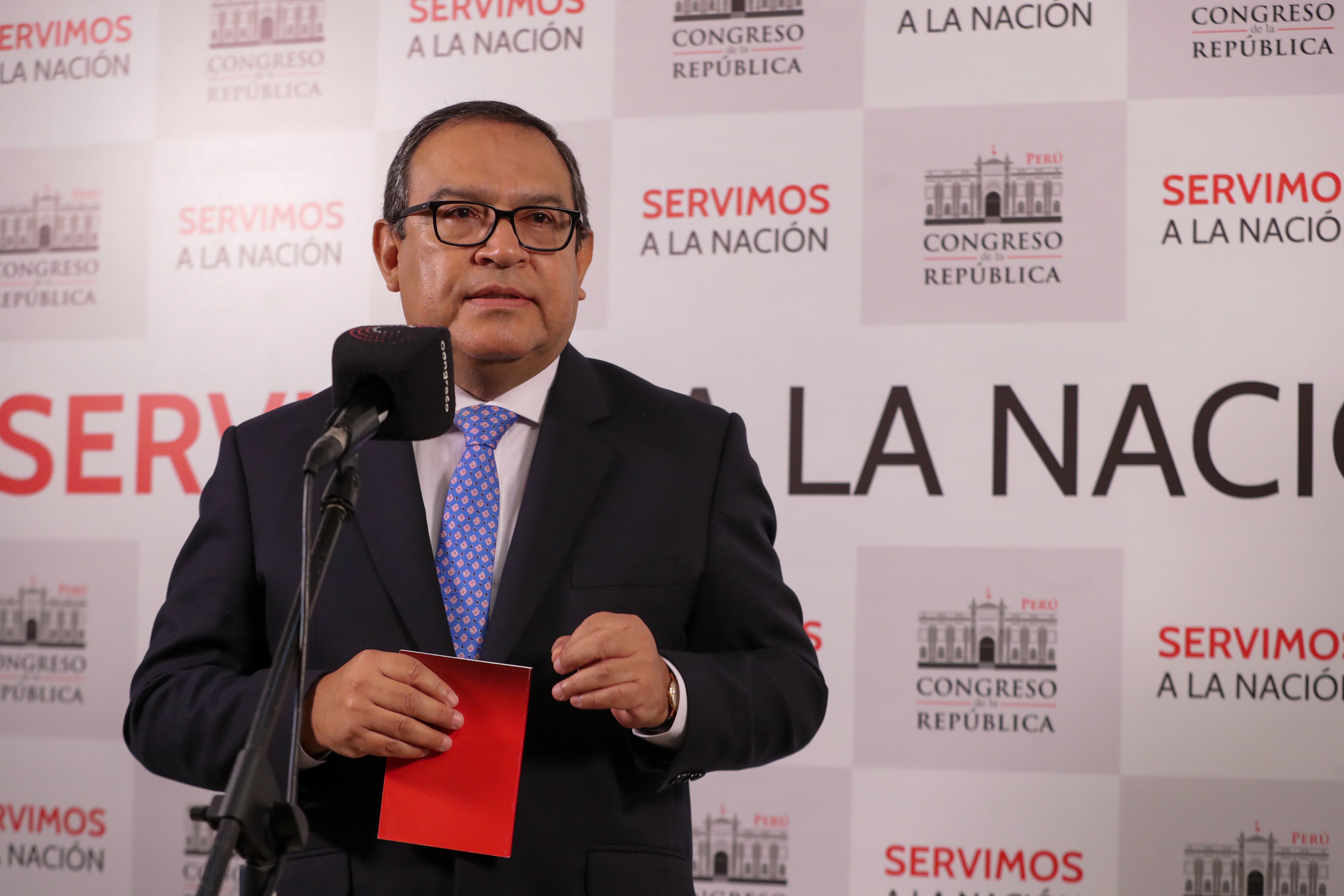 Premier se reunió con mesa directiva del Congreso para tratar proyectos de ley sobre fronteras y gestión remota de la Presidencia