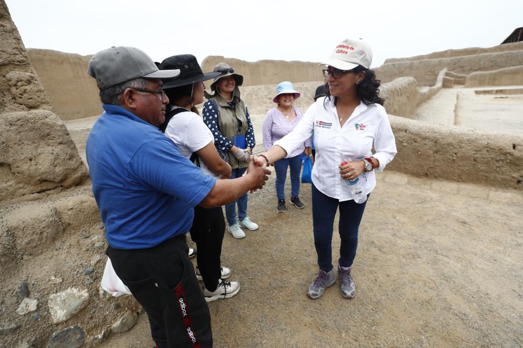 Trujillo: Ministra de Cultura supervisó los trabajos de protección y cuidado del Complejo Arqueológico Chan Chan y el Museo de Sitio