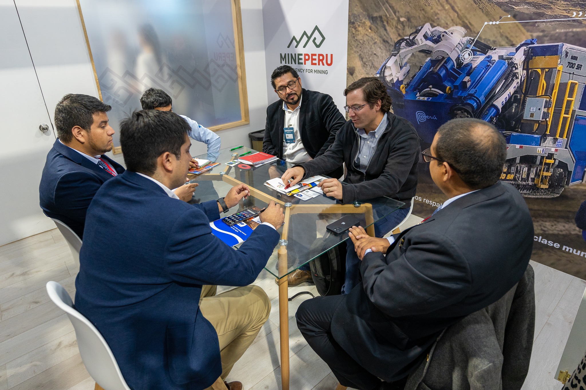 reunión en expomin