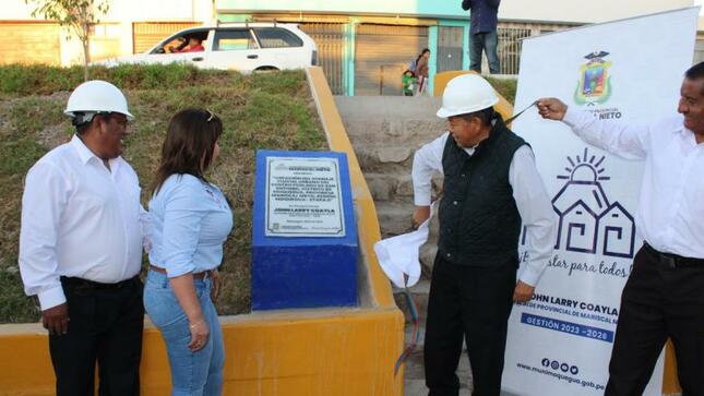 La Municipalidad Provincial de Mariscal Nieto-representada por su máxima autoridad-inauguró hoy el proyecto: “Creación del drenaje pluvial urbano del distrito San Antonio, Provincia Mariscal Nieto, región Moquegua-Etapa II”. La ceremonia también tuvo la presencia de los regidores; Alejandro Vizcarra Ramos y Sandra Espinoza Guerrero.