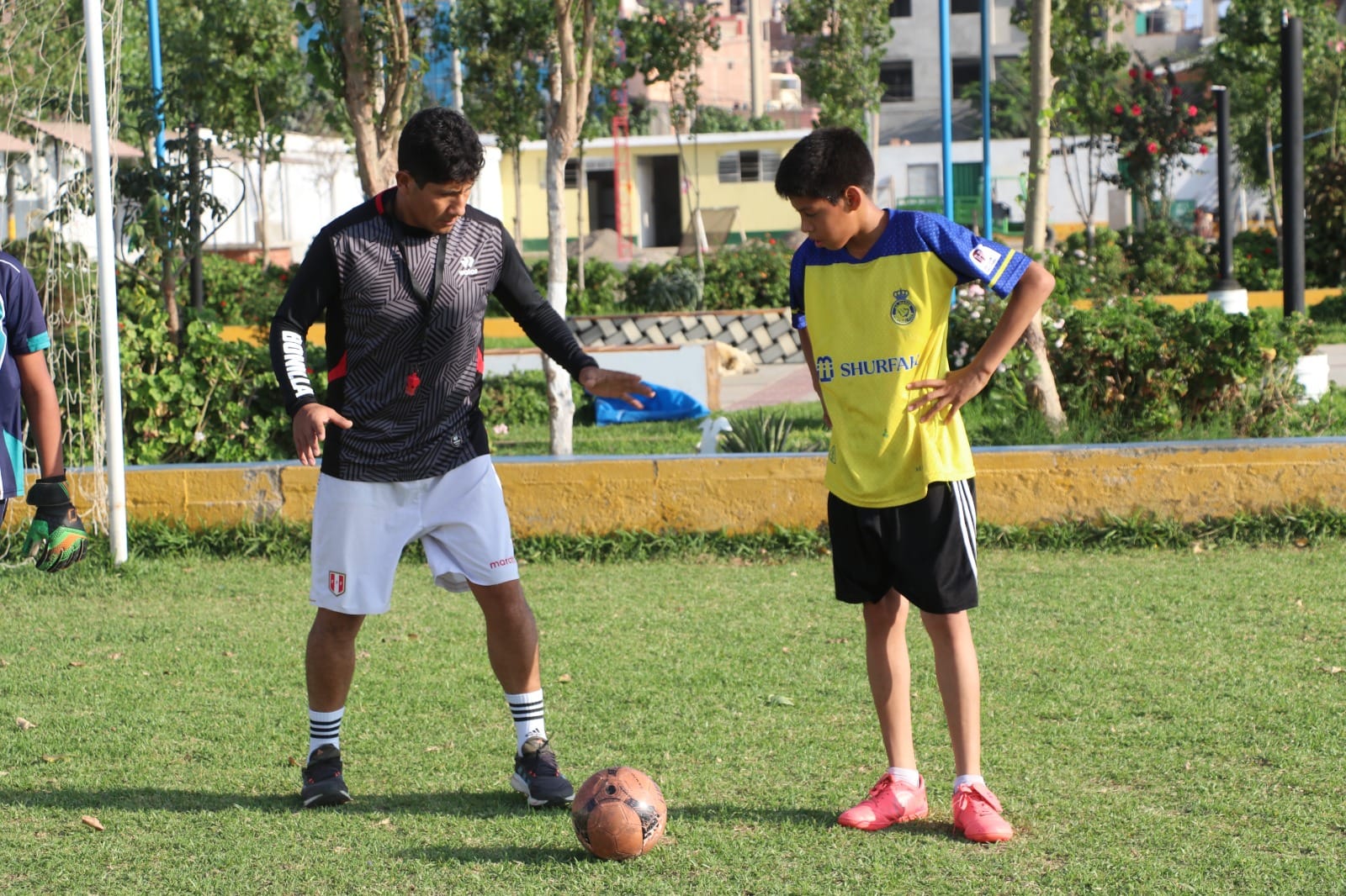 INSTITUTO PERUANO DEL DEPORTE -IPD Y MUNICIPALIDAD DE HUAURA REAPERTURAN ESCUELA DEPORTIVA DE MENORES DE FUTBOL Y ATLETISMO