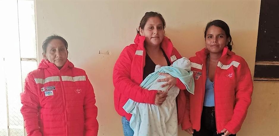 Cuna Más cumple con la entrega de abrigo para las niñas y niños menores de 36 meses de edad y actores comunales en la región San Martín