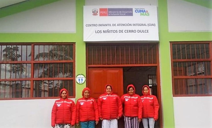 Cuna Más cumple con la entrega de abrigo para las niñas y niños menores de 36 meses de edad y actores comunales en la región San Martín