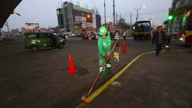 Alrededores de la Estación Bayóvar lucen ahora más limpios y libres de ambulantes 