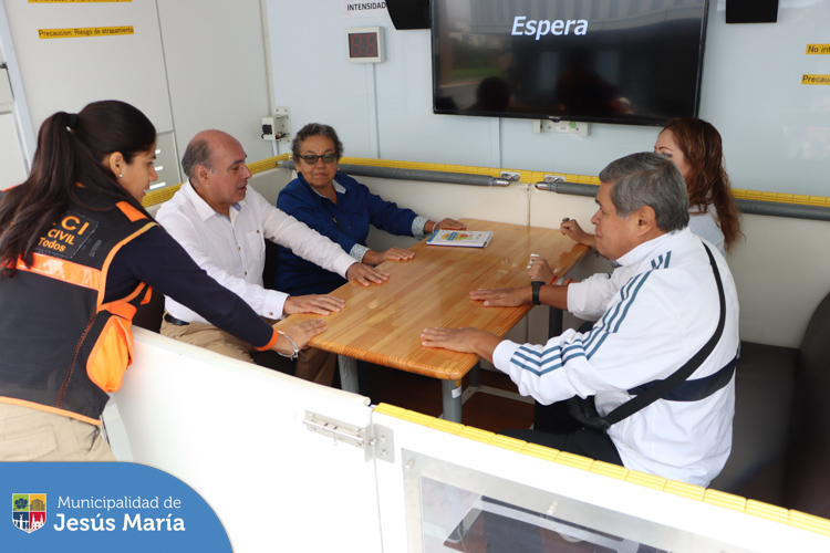 📢 La Municipalidad de Jesús María, en su labor preventiva, continúa con las capacitaciones integrales con apoyo del Centro de Operaciones de Emergencia Nacional #COEN 👏.