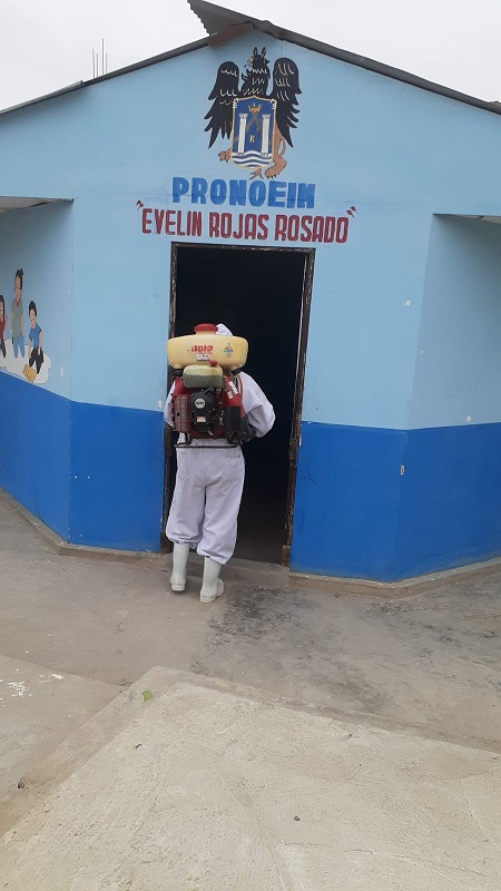 Para prevenir el dengue, la Municipalidad de Trujillo fumigó los locales del Programa No Escolarizado de Educación Inicial Municipal – Pronoeim.