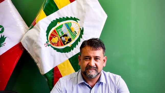 Alcalde provincial presenta oficialmente a nuevo gerente municipal