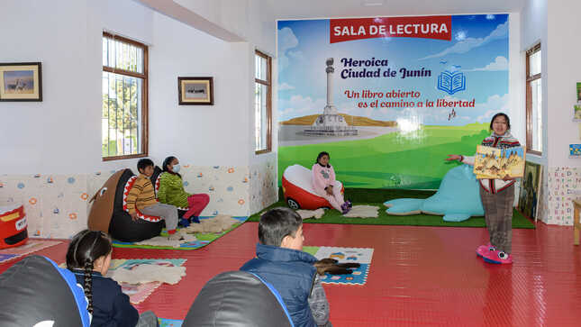 Centro Cultural y Sala de Lectura "Heroica Ciudad de Junín" Lleva a Niños en un Viaje Literario Inolvidable.