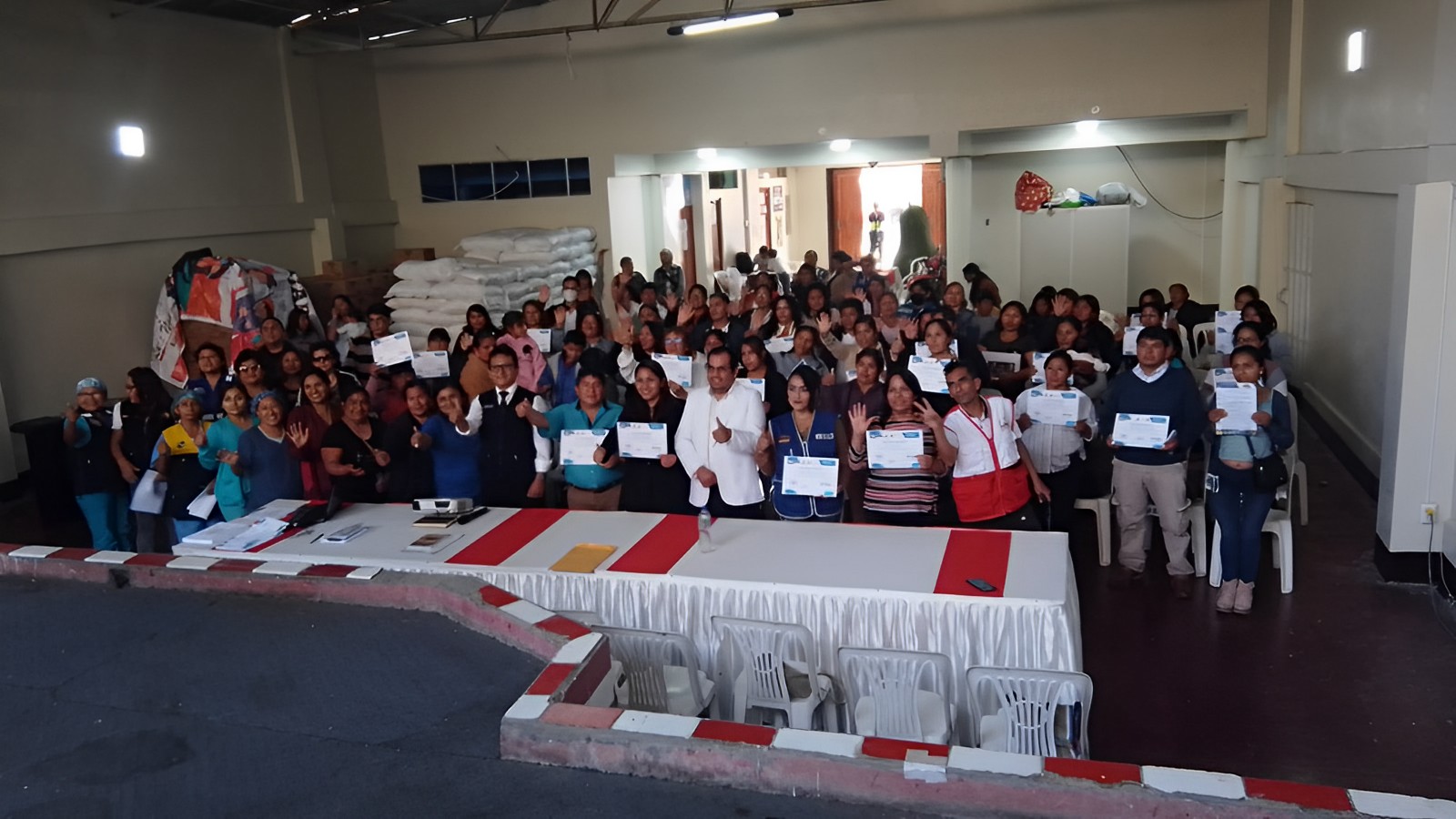 Foto de encuentro de agentes comunitarios