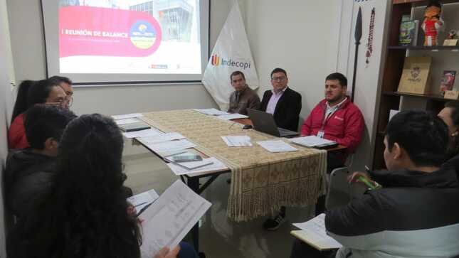 92 asociaciones, mypes y emprendedores de Amazonas registraron sus marcas mediante el programa “Ruta del Éxito”