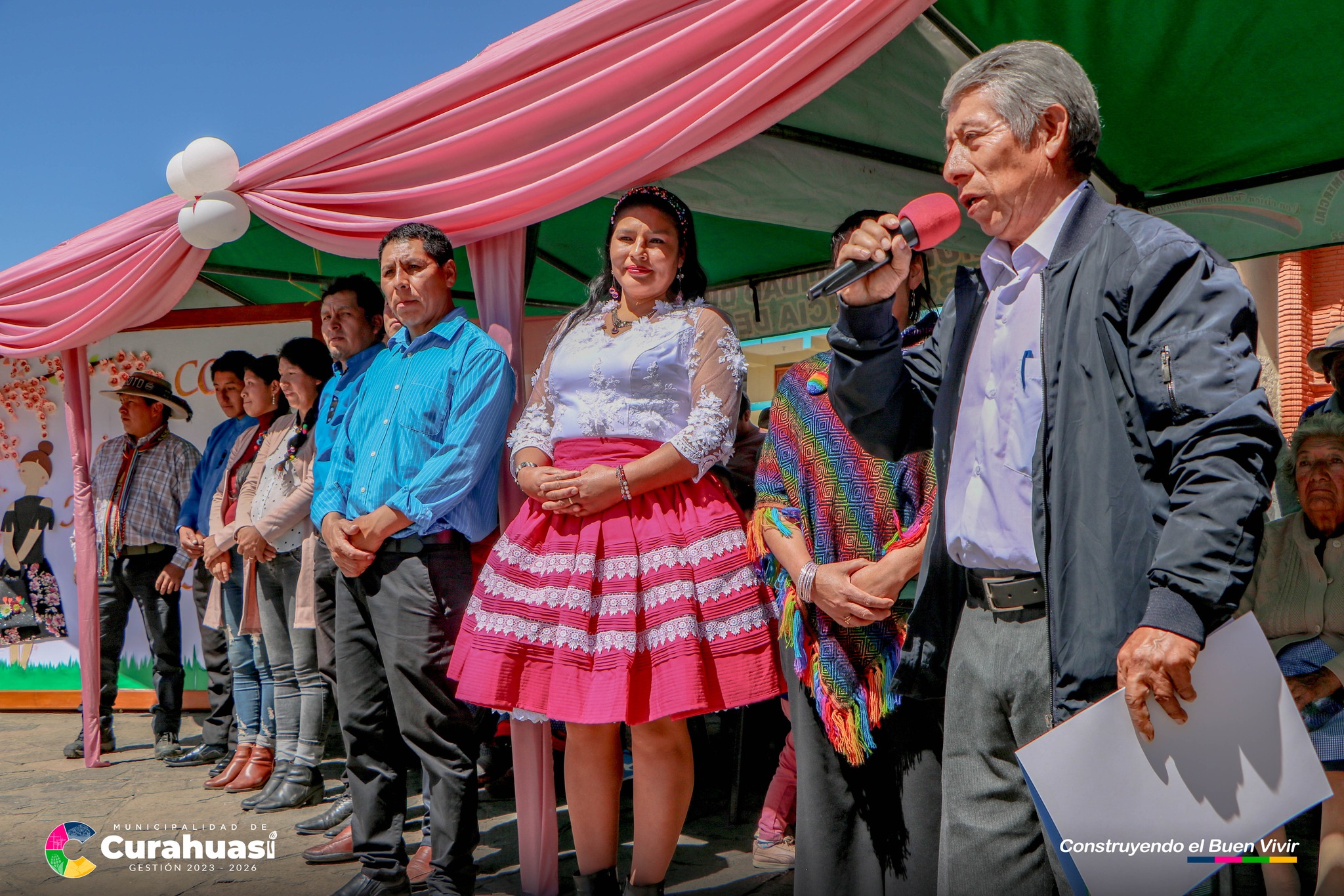Artistas Curahuasinos Fueron Reconocidos Por La Municipalidad.