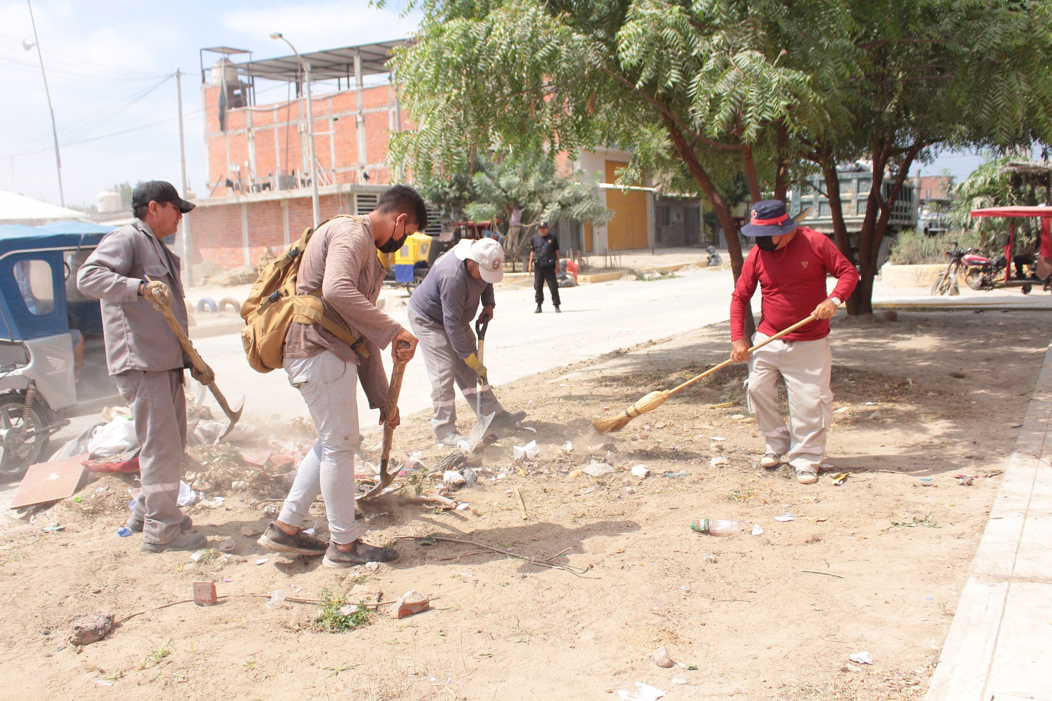 Comuna Continúa Limpiando Diversas Calles Del Asentamiento Jesús María